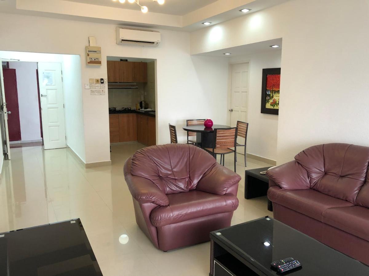 Beach Resort Home Stay Sri Sayang 05 Apartment Batu Ferringhi 2Bedroom Екстериор снимка