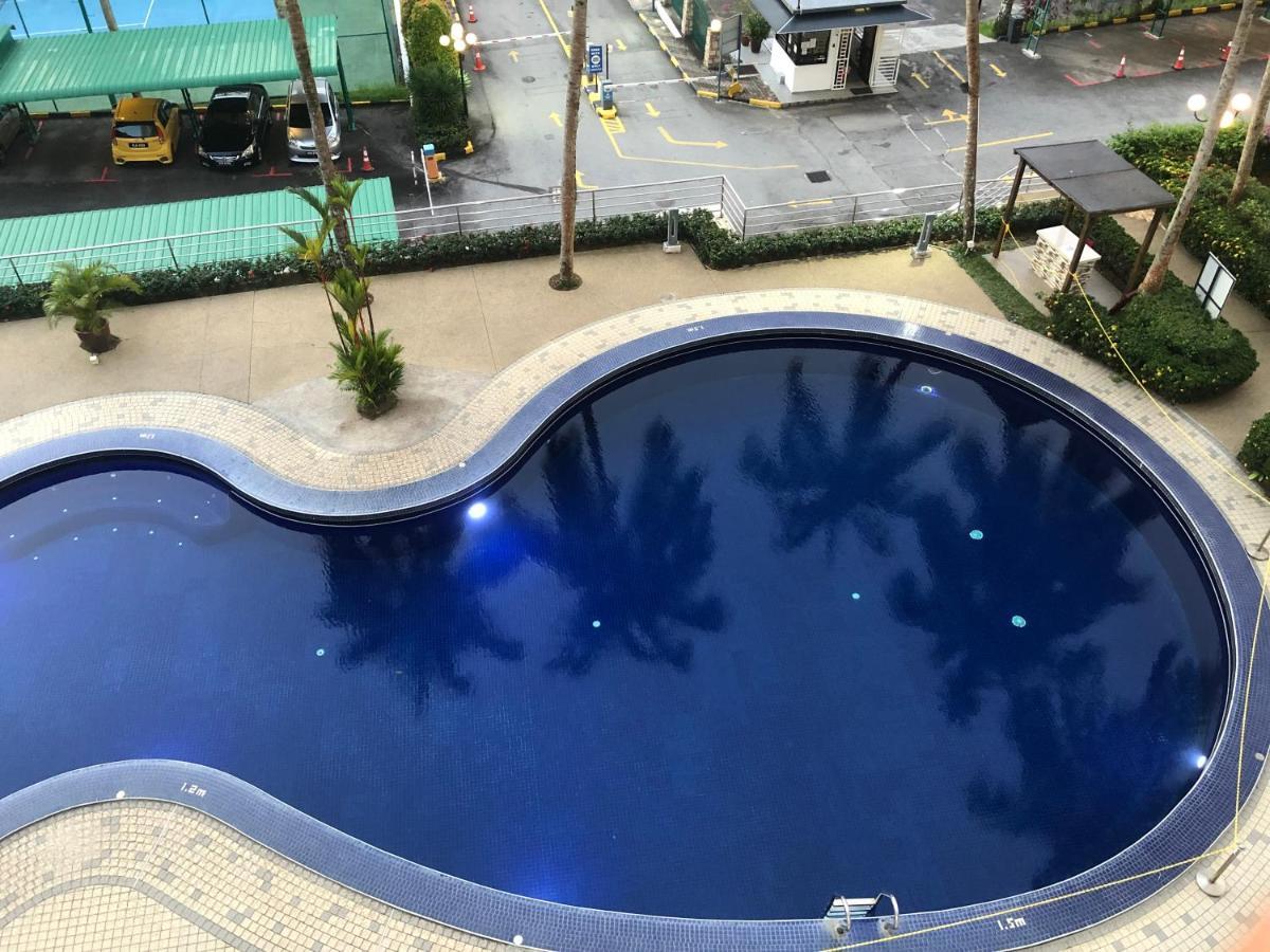 Beach Resort Home Stay Sri Sayang 05 Apartment Batu Ferringhi 2Bedroom Екстериор снимка